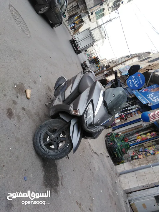 سكوتر سوزوكي بيرجمن