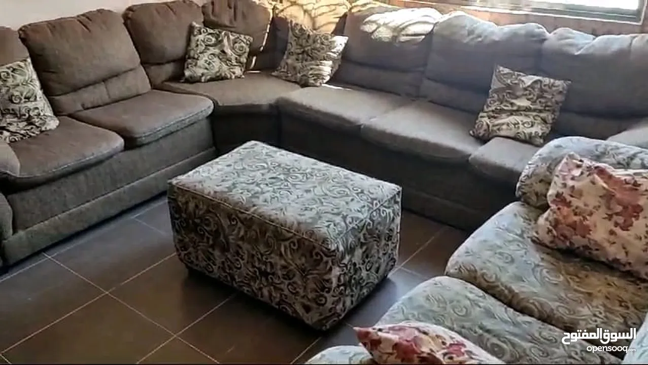 طقم كنب كورنر وغرفة نوم اولاد