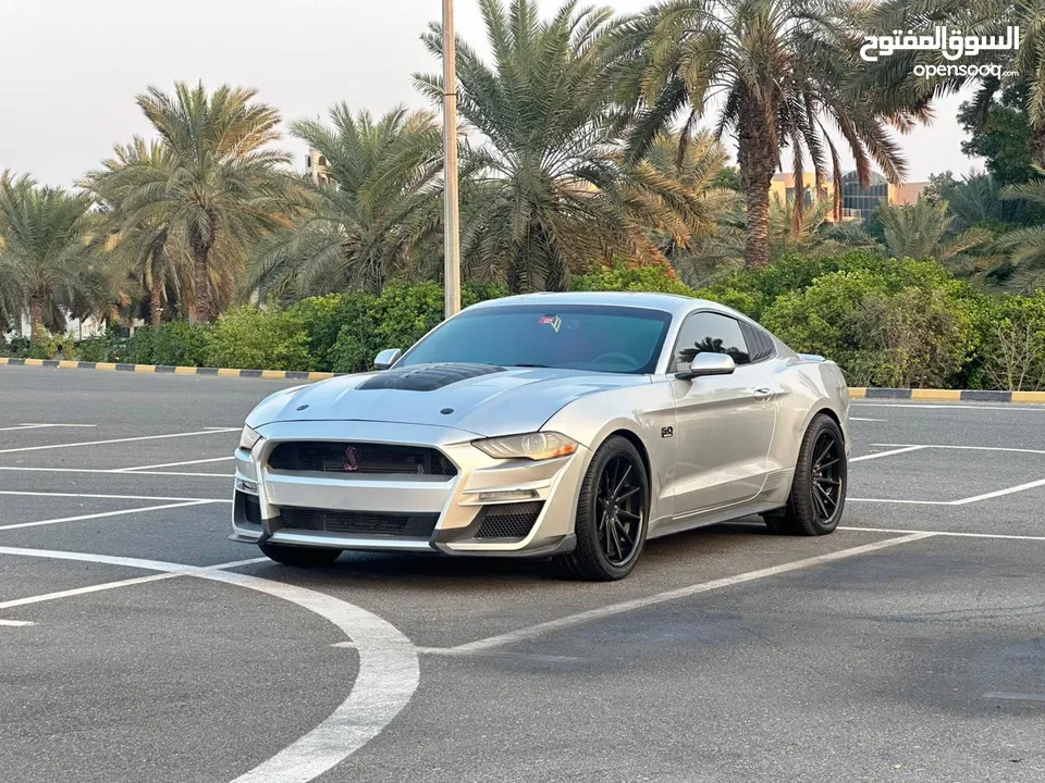 Ford Mustang Body Kit Gt.