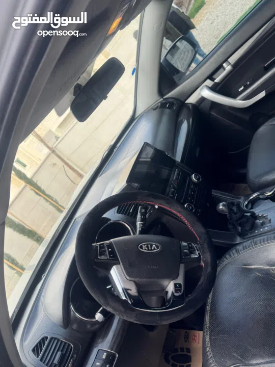 كيا سرينتو للبيع 2011 فل الفل