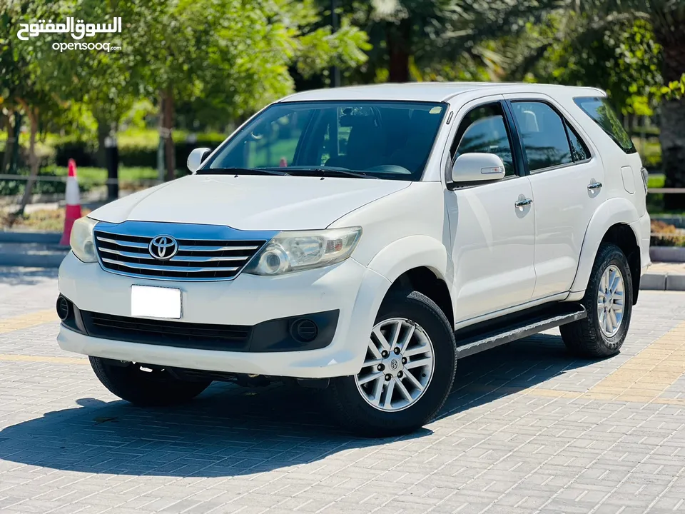 ToYoTa Fortuner SR5 2015 Model/4wheel drive/For sale