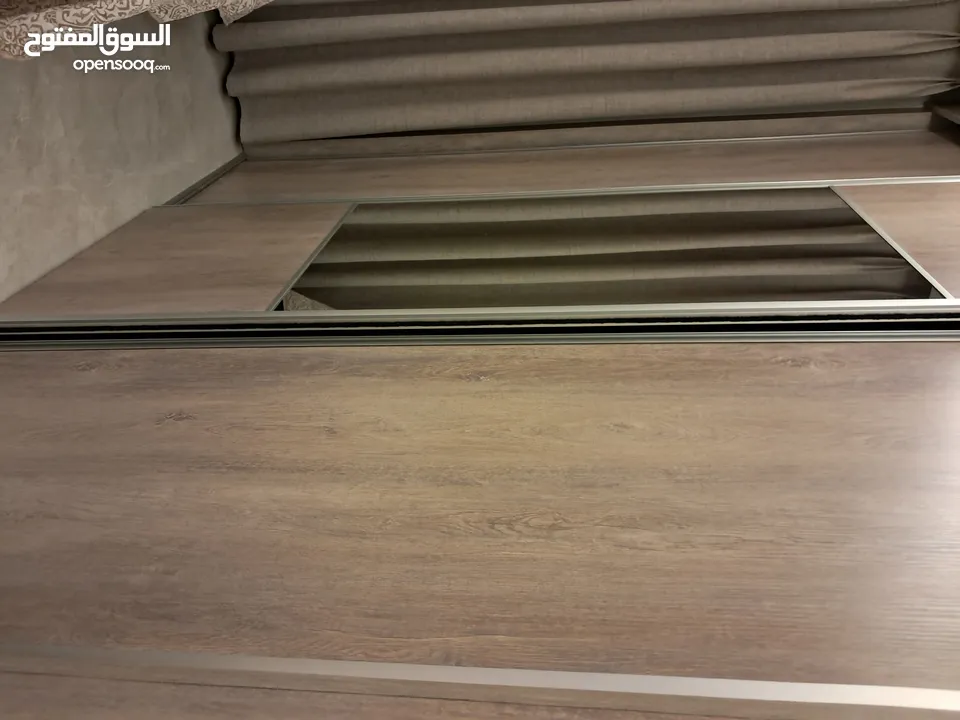 للايجار متاحه من تاريخ 15\6لغايه 27\6شقه محدثه نظام تشطيب كامله فندقي فرش مجهز فندق تفصيل