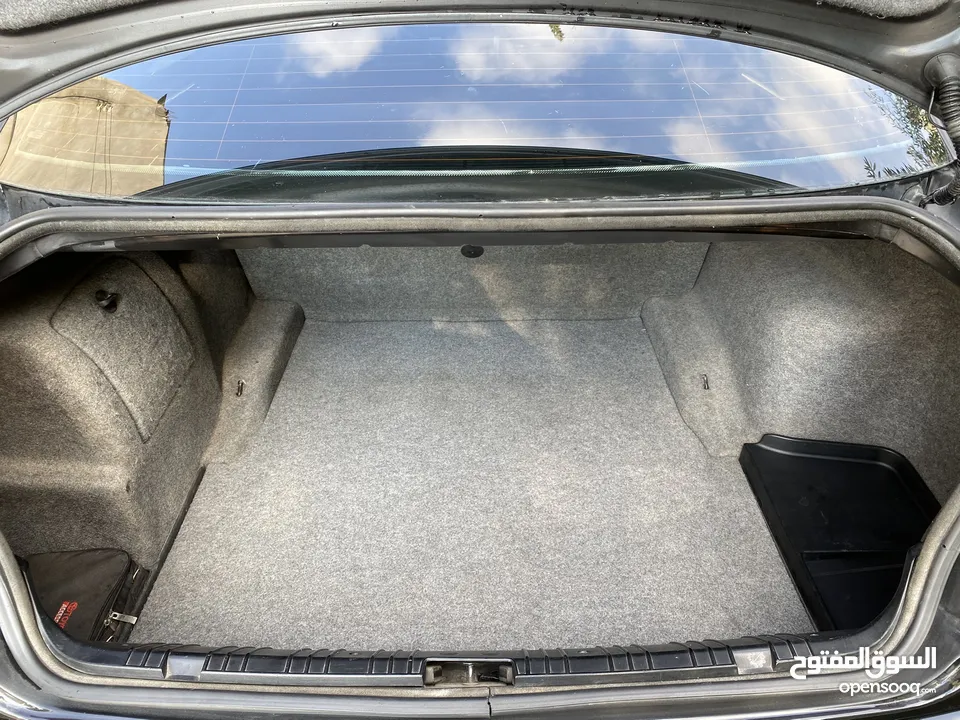 BMW e46 318 2001  بحالة ممتازة جدا