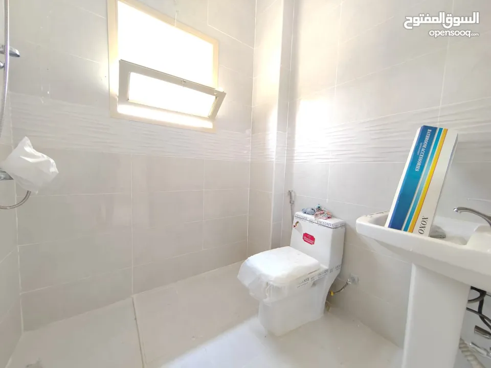 فيلا للايجار منطقه الزاهيه