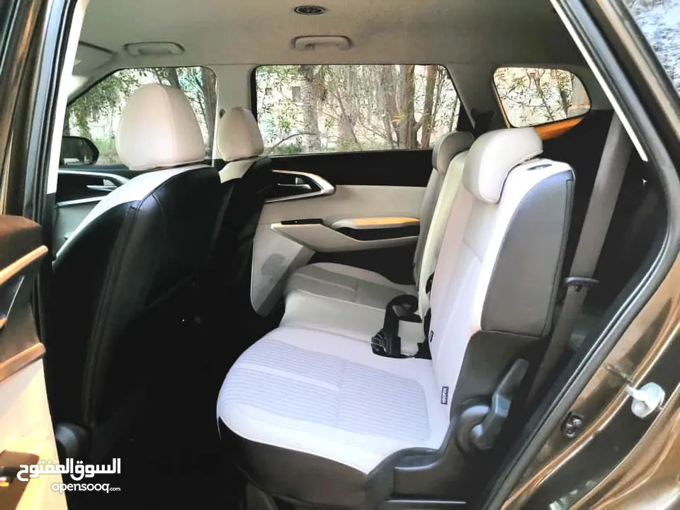 KIA CARENS MODEL 2023 UNDER WARRANTY FULL AGENCY MAINTAINED SINGLE OWNER ZERO ACCIDENT