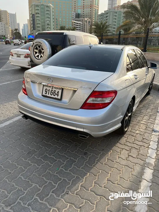 مرسيدس بنز c300 (2010)