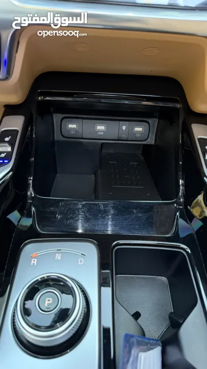 كيا سورينتو بزنز ترخيص 2022 محرك 1600 هايبرد جير أوتوماتيك 240 حصان دفع 4×4