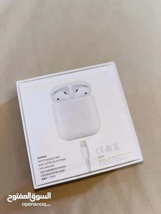 سمعات.    Airpods2 Charging Case