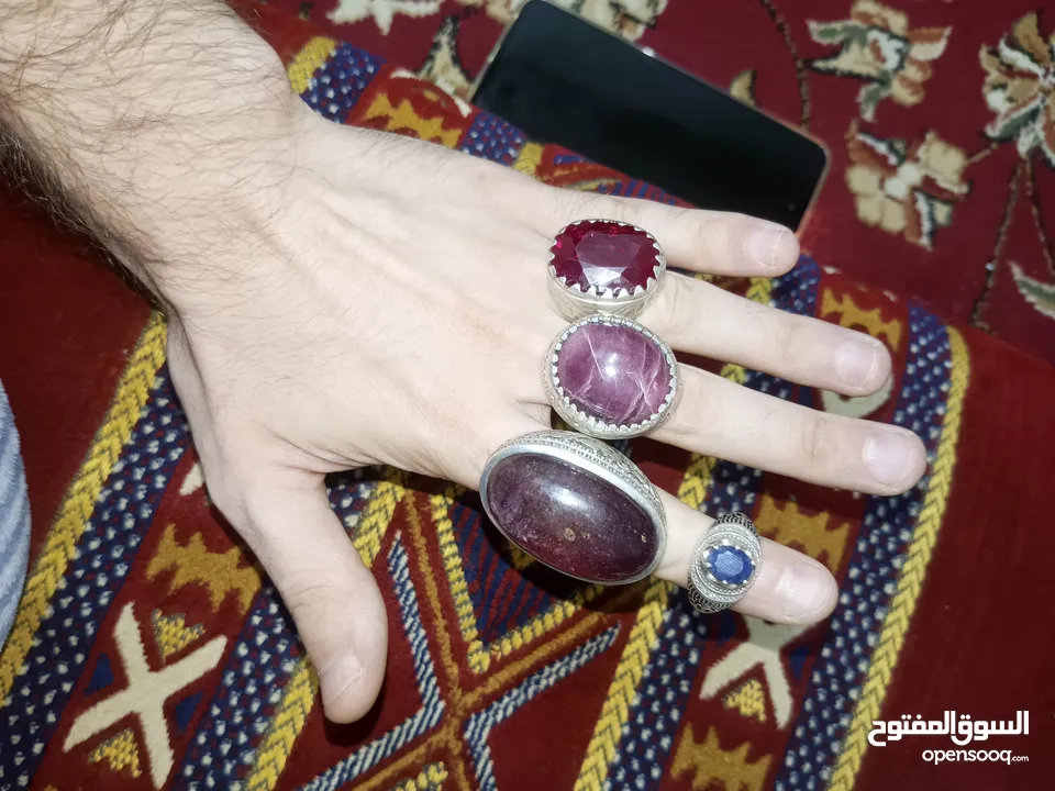 خواتم انتيك بأحجار كريمة من الياقوت الاصلي