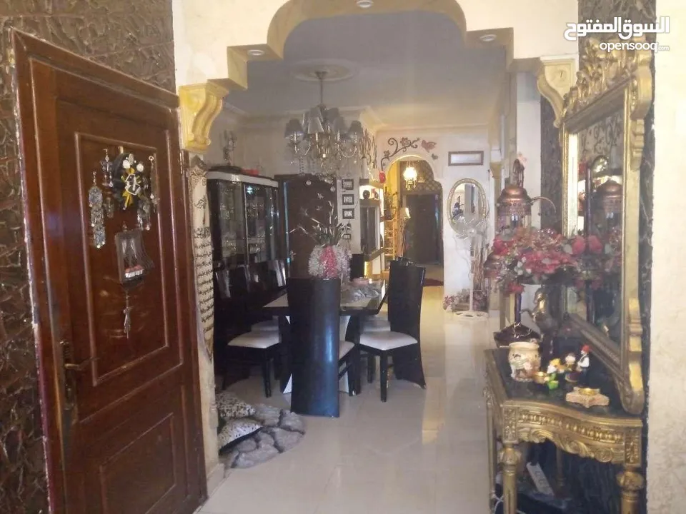 اعلان طقم كنب مستعمل للبيع بحالة جيدة