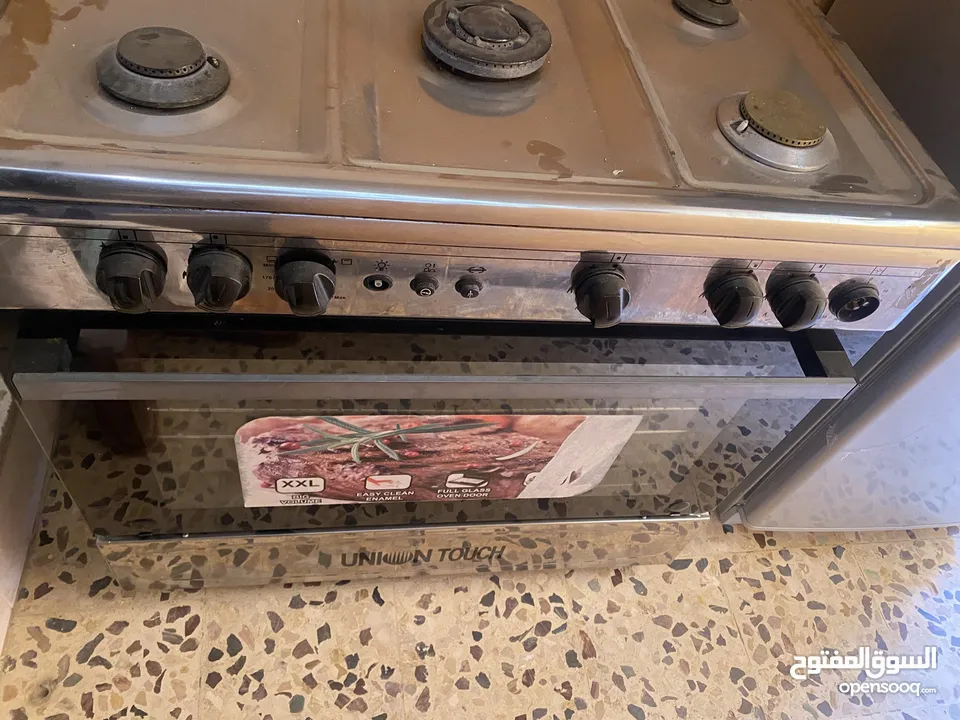 غاز 5 اعيون استخدام عاريس بس الغطا القزاز غير موجود