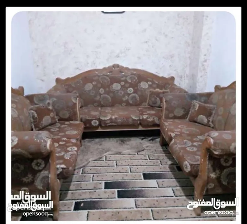 طقم كنب زان 7 مقاعد خشب زان  اسفنج بحالة ممتازة