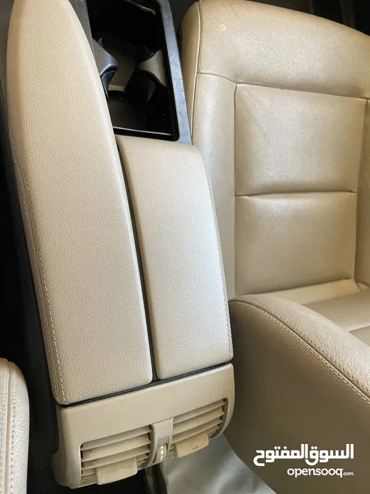 Mercedes e200 cgi2010w212السعر غير قابل للتفاوض صورة الفحص  السياره بالصور 4جيد  اعلى صنف ا