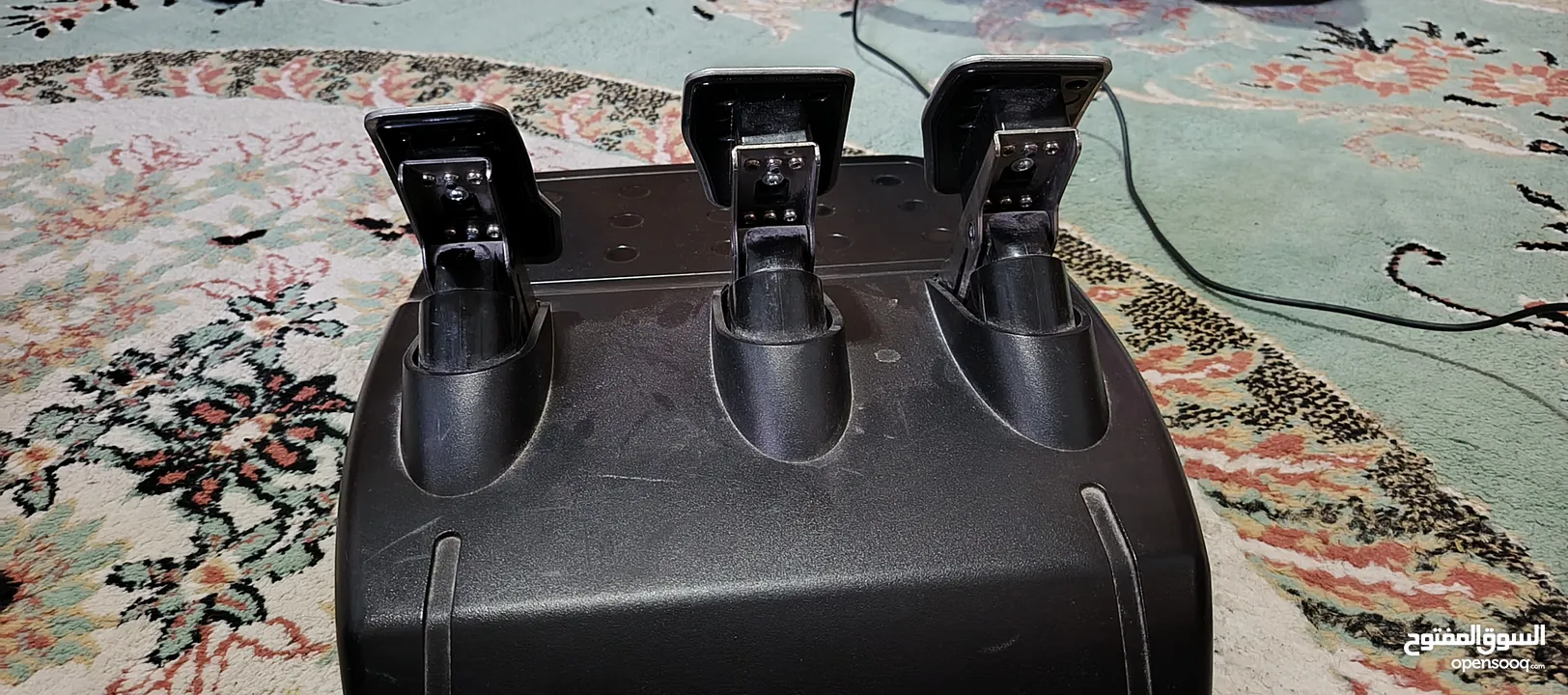 Logitech G29 Steering wheel with shifter