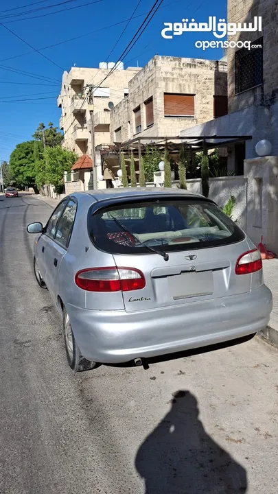 دايو لانوس هاتشباك