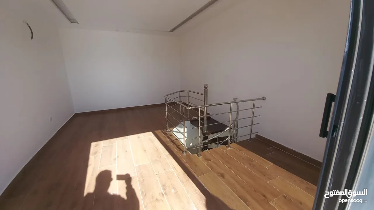 شقة غير مفروشة للايجار في دير غبار ( Property 40370 )-175115521