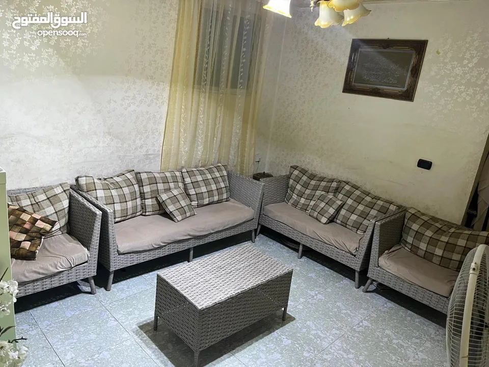 شقة طابق ارضي مساحة 165 متر للبيع بسعر مغري جدا