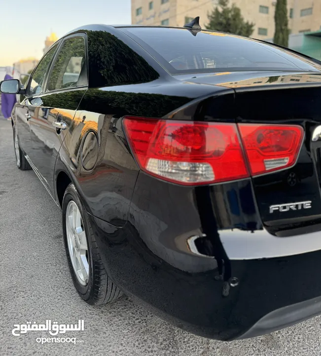 كيا فورتي للبيع بحالة ممتازه  Kia Forte 2013 لون اسود فحص كامل