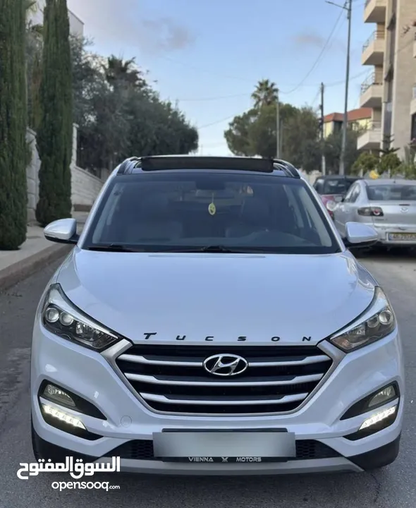 هيونداي توسان. ماتور 2000 موديل 2017 بالرخصة فول مع بانوراما يحط البركة لصاحب النصيب