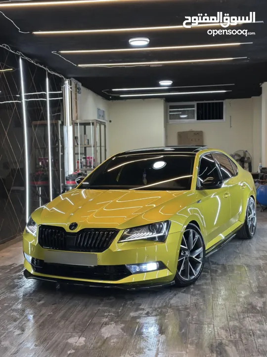 سوبيرب سبورت لاين