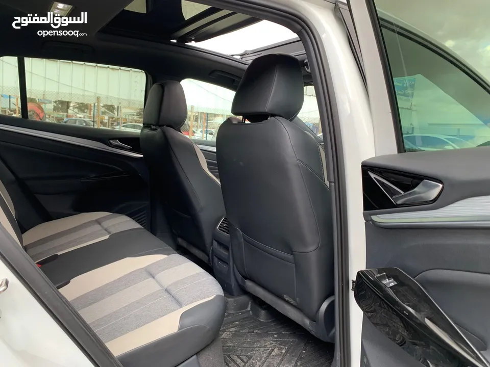 للبيع ID4 موديل 2022 فتحه متحركه عداد 28 شبه زيرو  بسعر 21650