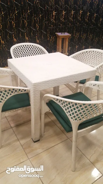 اثاث حدائق ومقاهي للبيع