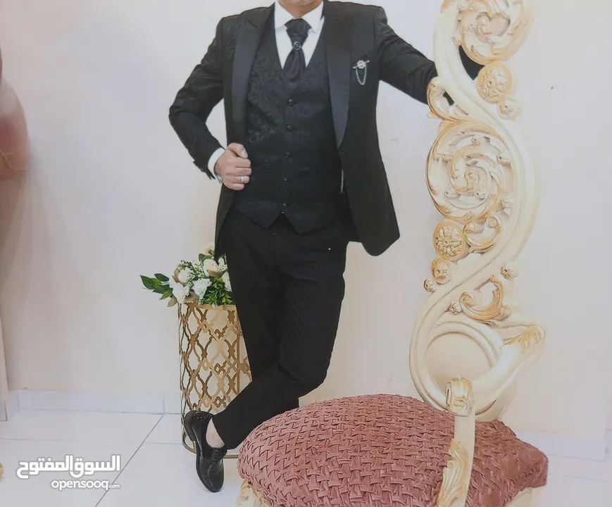 بدله عريس توكسيدو 2024للبيع