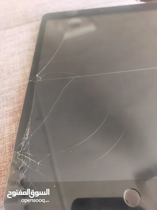 ايباد7 للبيع بس بده بورد