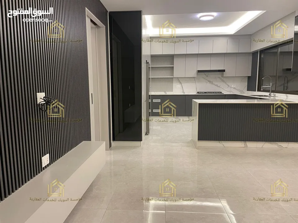 شقة فاخرة - لم تسكن - دير غبار - 3نوم 1ماستر - 225م - تدفئة تحت البلاط - منطقة فلل