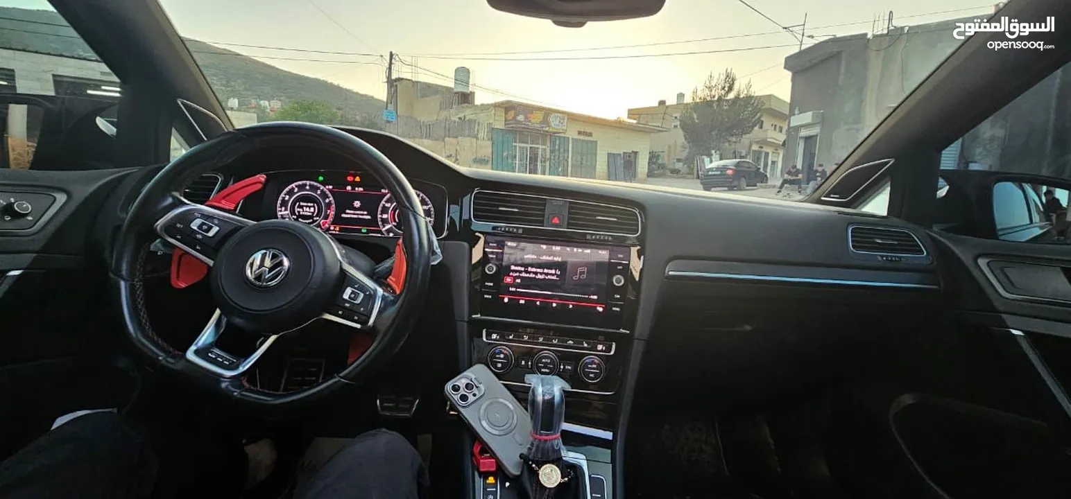GTI MK 7.5  للبيع
