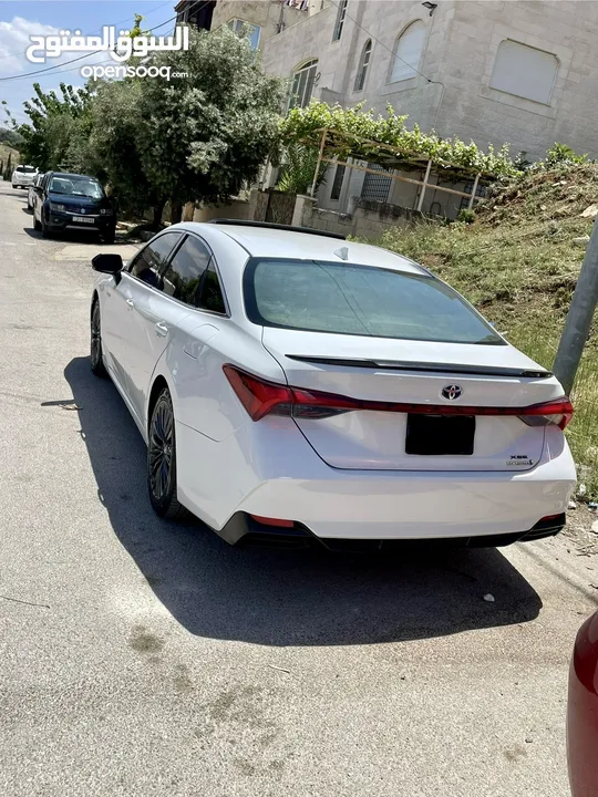 Toyota Avalon 2019