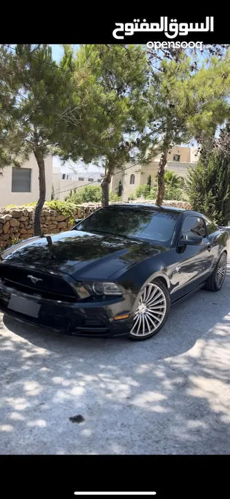 Ford mustang 2013  جير عادي