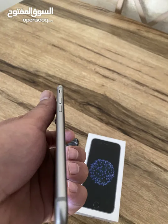 ايفون 6 وايفون 6s للبيع السعر 30 لكل جهاز