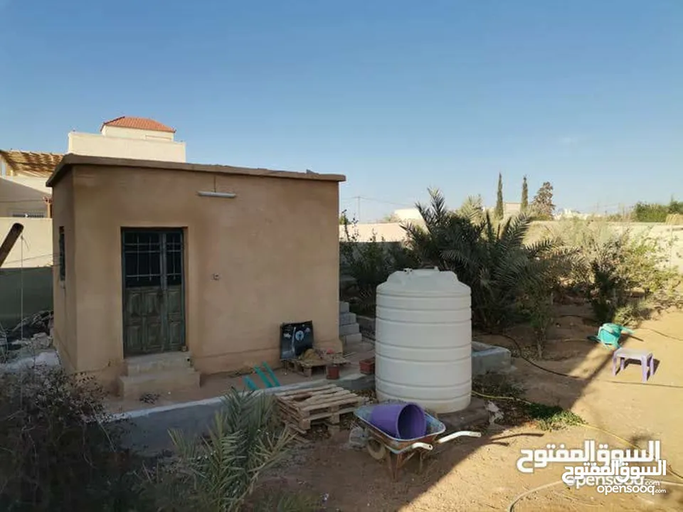 منزل مستقل للبيع مساحة 442 مكون من طابقين  الطابق الاول مستقل وشقتين الطابق الثاني كل شقه مستقله