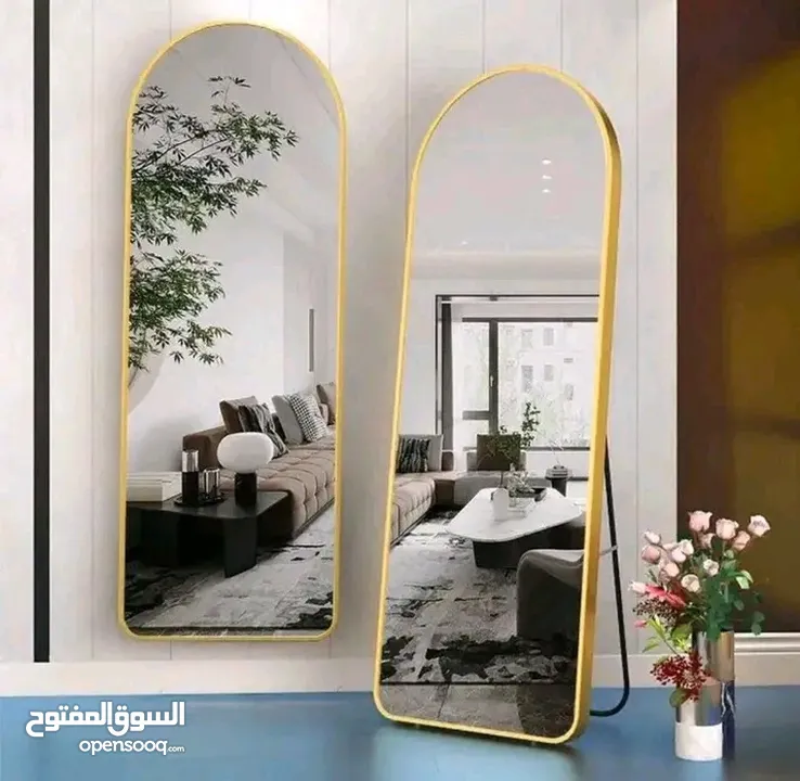 مراي ذهبي مقوس