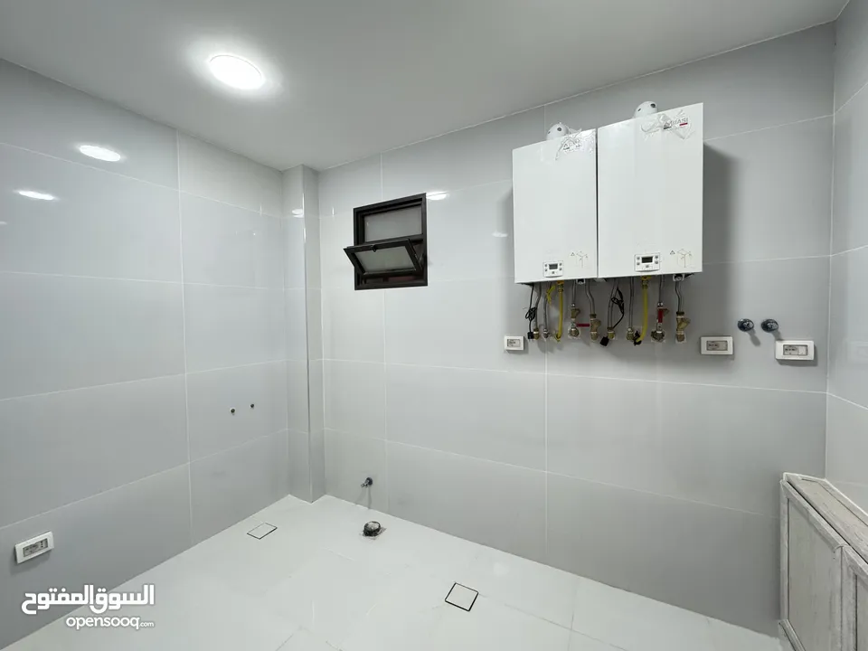 شقة طابق مكرر للبيع مساحة 239 بسعر مميز باجمل مناطق حي الصحابه
