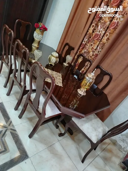 طاولة سفره مودن من أحداث الموديلات تفصيل