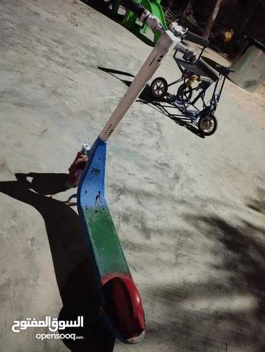 عربات احتياجات خاصة ولكبار السن سهلة الاستخدام