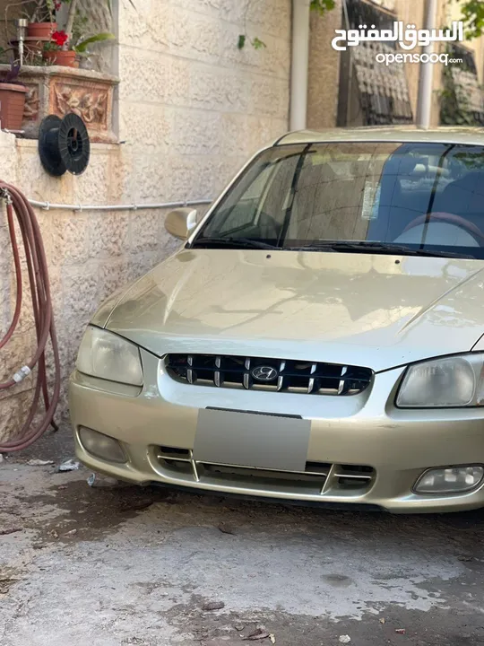 هونداي فيرنا 2001 نظيفة جدا
