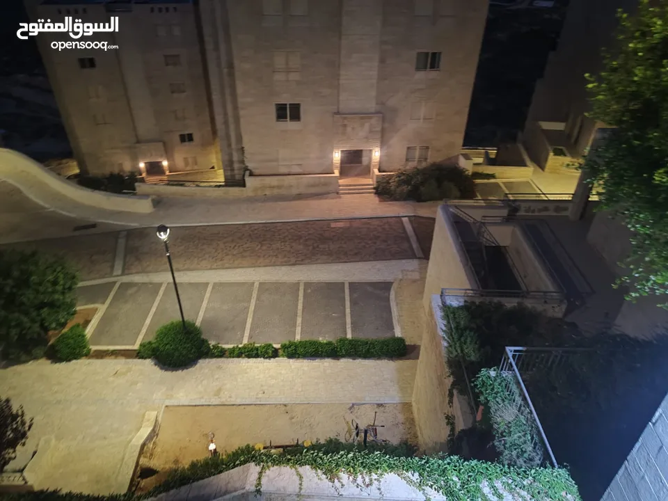 شقة فاخرة للبيع في مدينة روابي بارقى احياء المدينة وبسعر لقطة