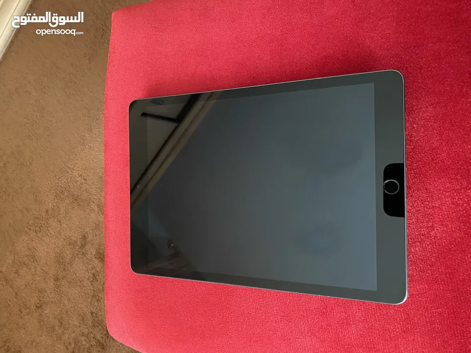 iPad 8 - 128g   مستعمل بحالة ممتازه للبيع