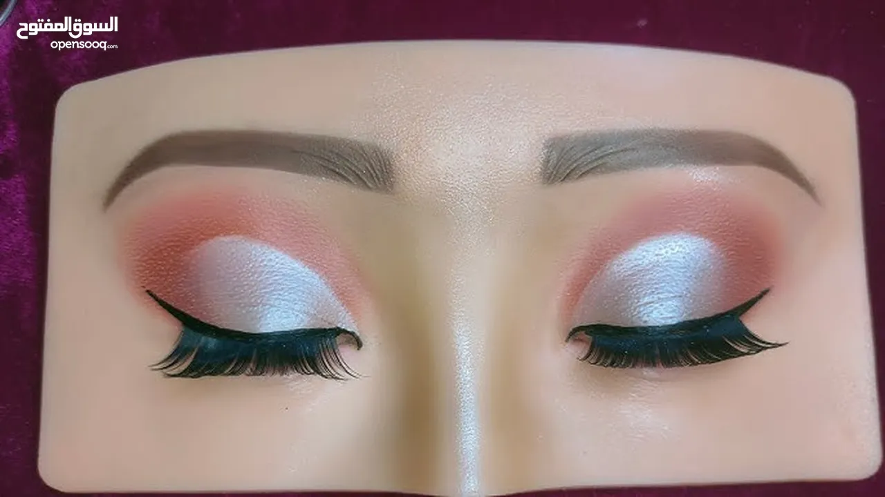 pigmented Eyeshadow palatte and kiko orignal lipstick available one time used