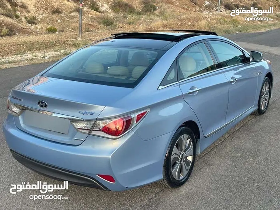 هيونداي سوناتا 2015 وارد الوكالة مالك اول بحال الشركة اعلى صنف ممشى قليل 7 جيد