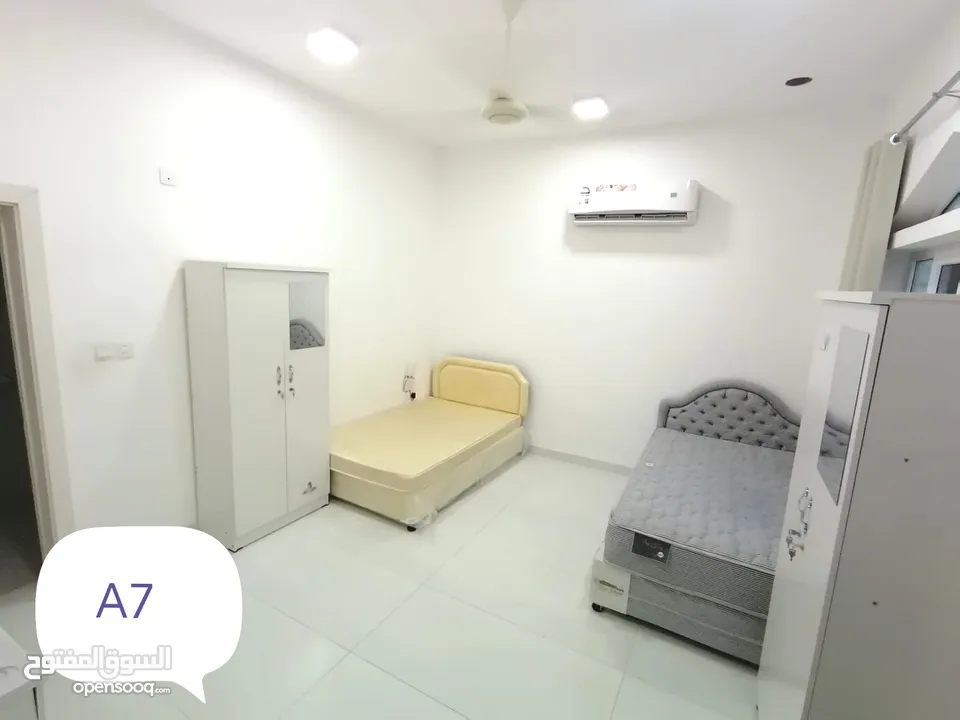 AL mawaleh south bed space for rent