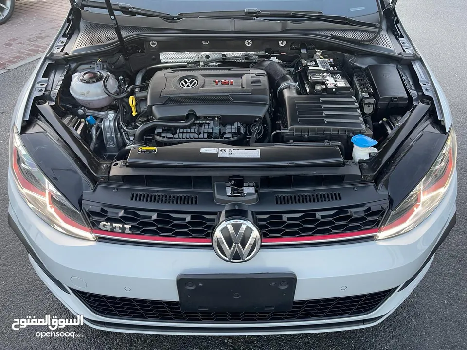 Volkswagen Golf GTi _GCC_2019_Excellent Condition _Full option