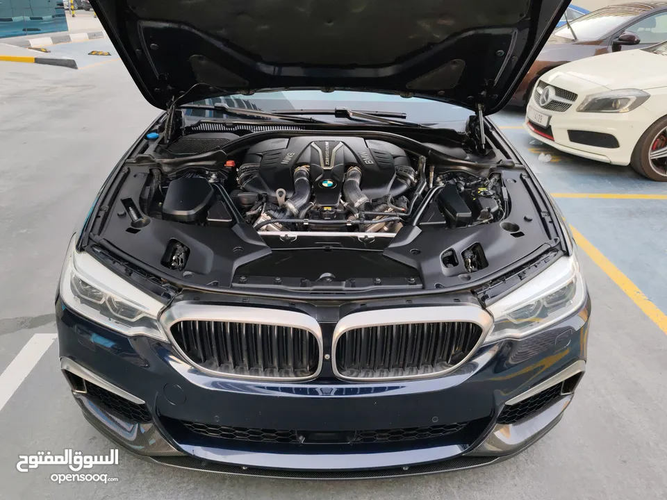 Bmw M550i Gcc 2018 For Sale - Excellent Condition with Full Service History