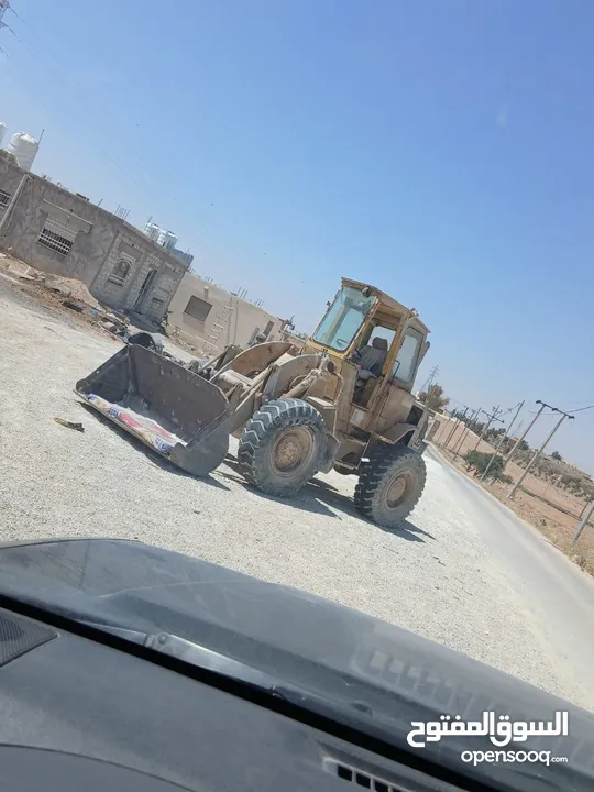 جرافه شغاله وجرافه تحتاج لصيانه