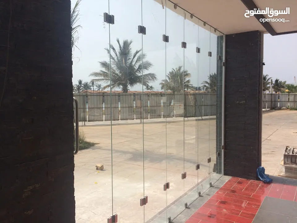عمل بلاكين المنزل بنظام الفولدنج بالاضافه الى شوربوكس جميع اعمال الزجاج والالمنيوم