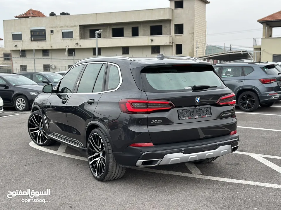 BMW - X5 - X Draive // 2020 - FUll