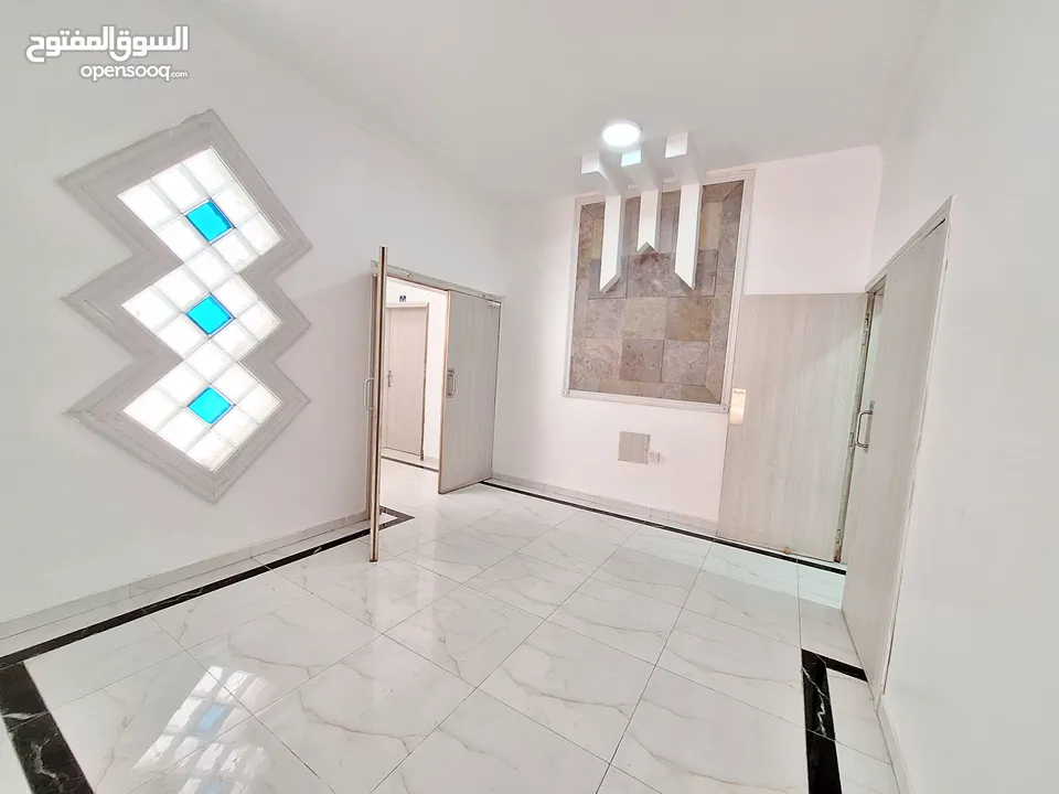 Special Offer!!!3 Bhk With 4 Bathroom Spacious Closed Kitchen With Ac